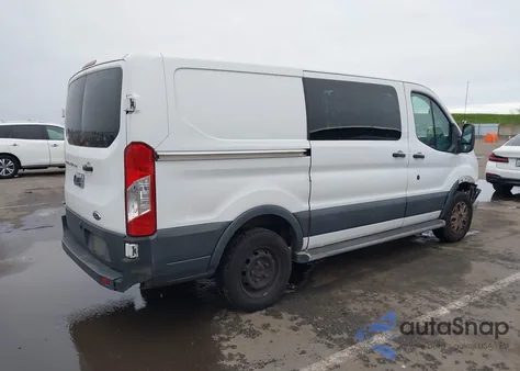 2018 Ford Transit-250 из США, поврежденный, VIN 1FTYR1YM1JKB32776